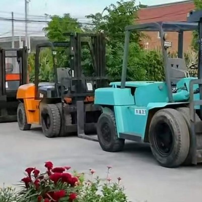 通州區(qū)梨園起重機(jī)出租  吊車出租  叉車出租